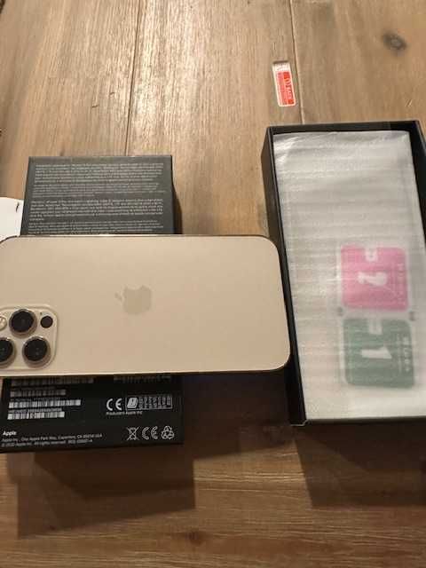iPhone 12 Pro 256 GB Gold. zakupiony w Polskim Sklepie Stan Idealny