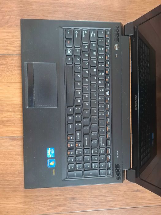 Laptop Lenovo B570 (Model 20093)
