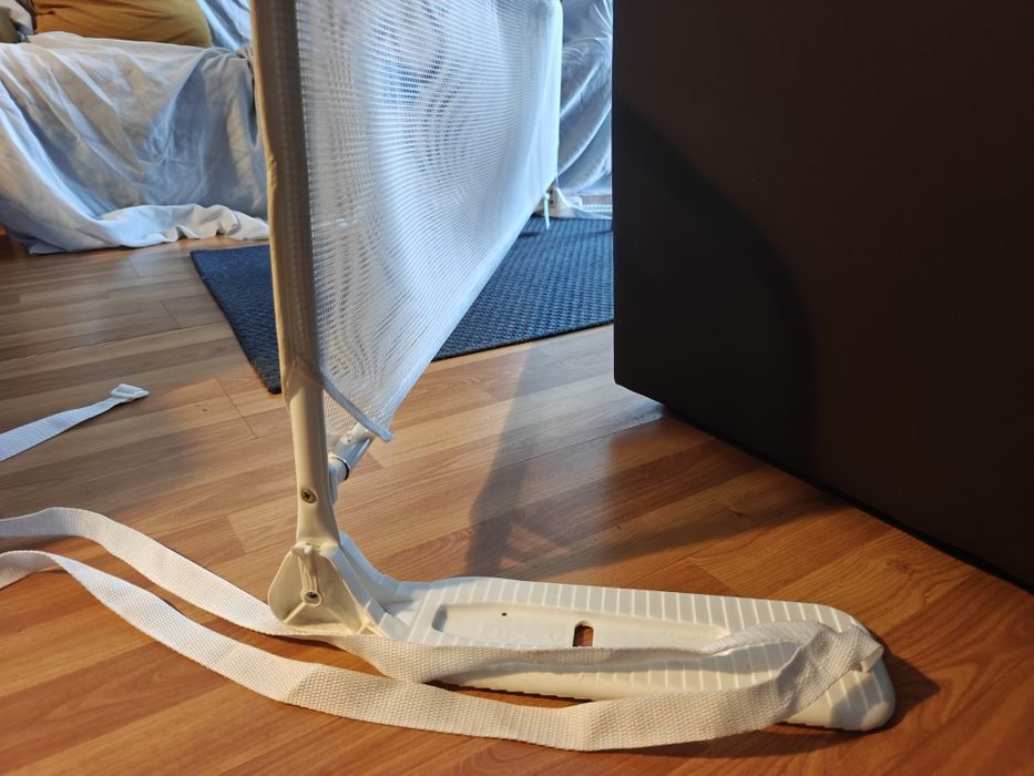 Proteção para cama de criança marca Brevi