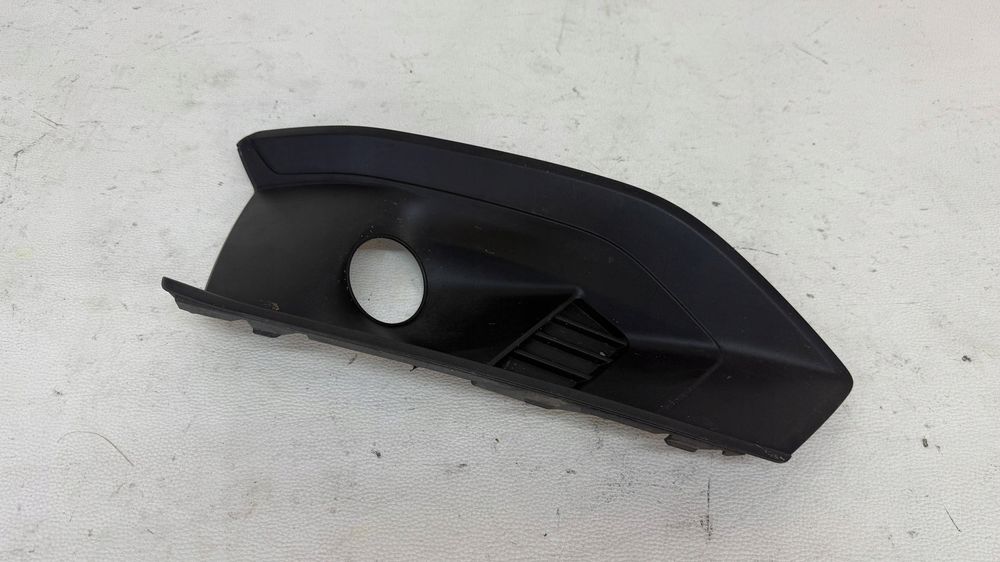 kratka halogenu przód strona lewa audi a4 s4 b9 8w 8w0807681aj
