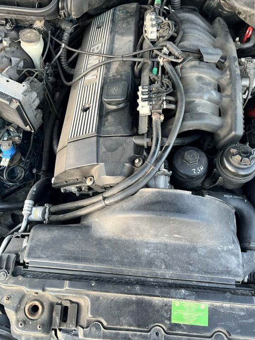 Bmw E39 2.5 lpg 170 KM 525i Touring  15 lat w jednych rękach