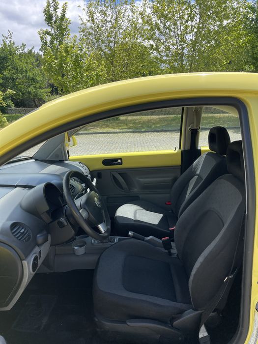 Volswagen New Beetle Amarelo 1.9 TDI