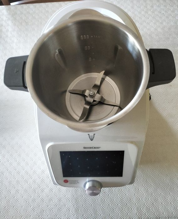 Robot de cozinha SilverCrest novo