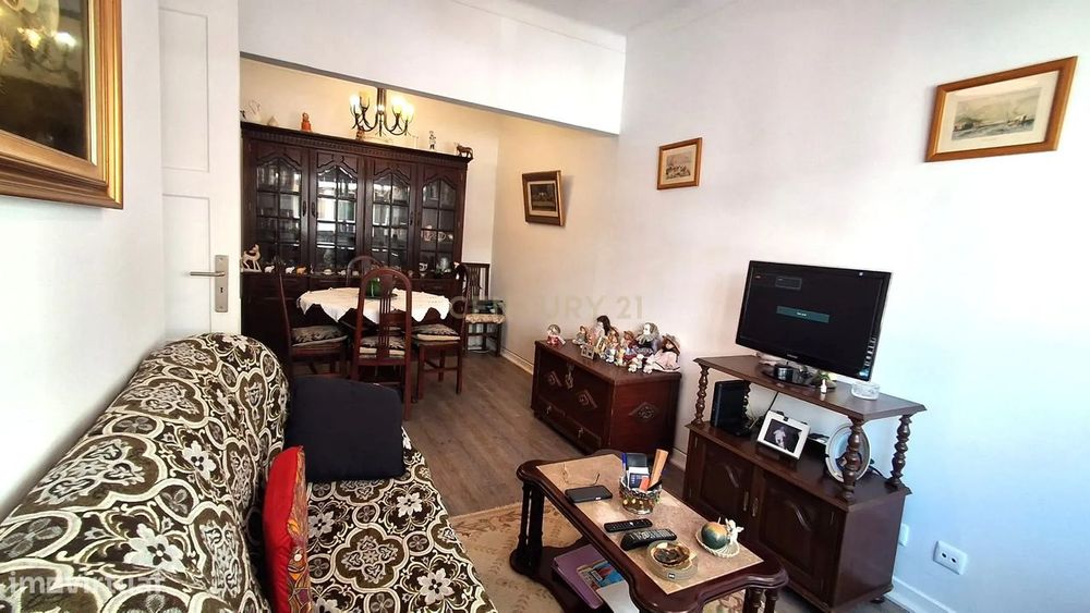 Apartamento T1 em Queluz, Sintra - Oportunidade Única! ACEITA PERMUTA