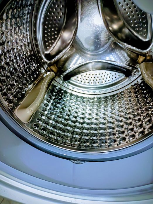 Pralka pralnica suszarka 10/6 kg.