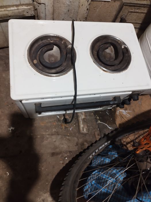 Продам электропечь Мечта