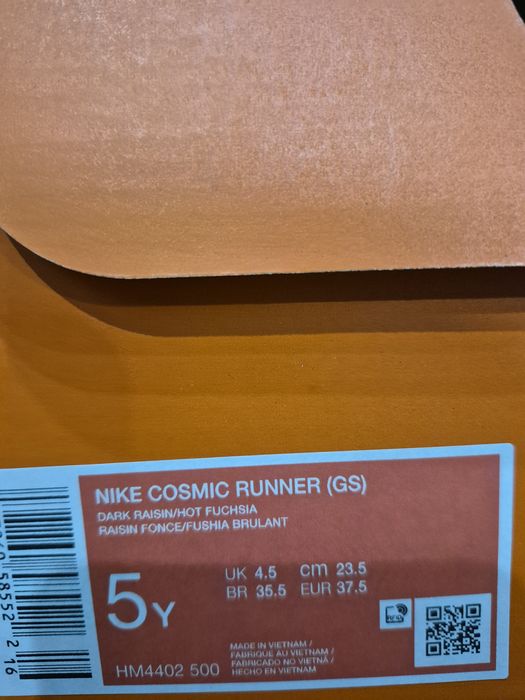 Buty damskie do biegania Nike comics Runner 37,5