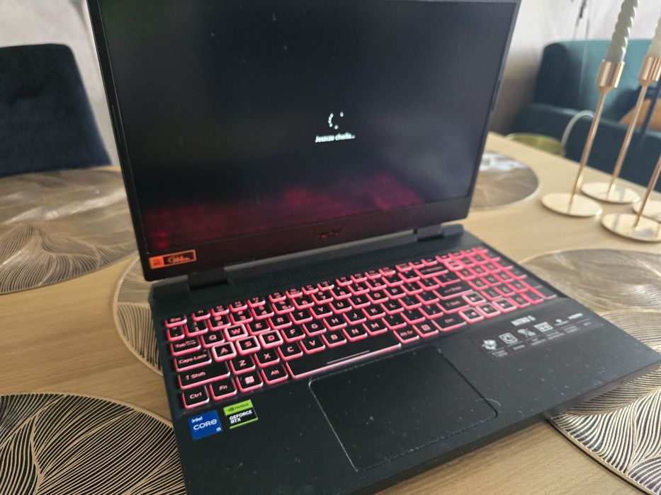 Acer Nitro 5 (i5 / 16GB / 512GB SSD / RTX 4060 / Win11). Stan idealny!