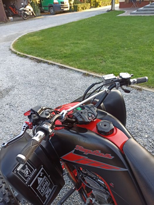 Yamaha Raptor 660
