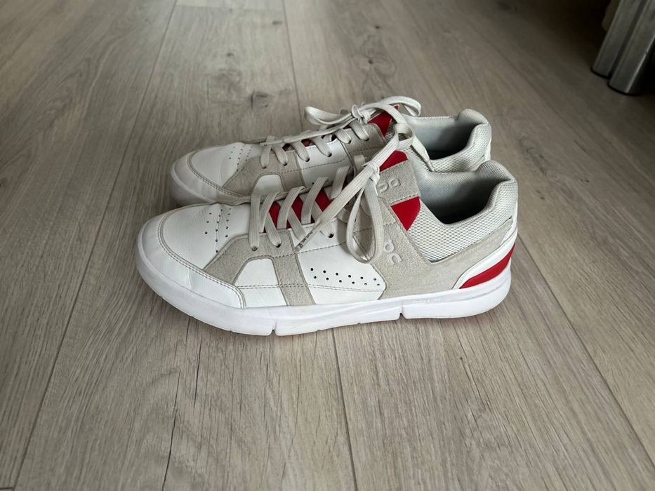 On the Roger Clubhouse White Grey Red 43