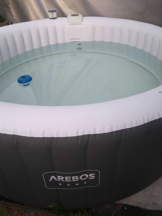 Jacuzzi basen spa Arebos Romę Whirlpool taca półka led