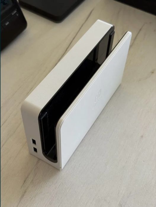 Oryginalna stacja dokująca do Nintendo Switch OLED
