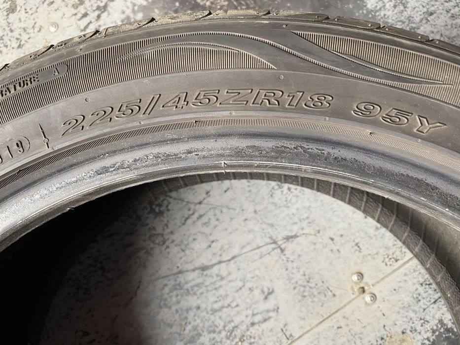 4шт 225/45R18 Nexen Nfera su1 95Y