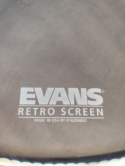 Naciąg perkusyjny 22" Evans Retro Screen Bass •naciąg siateczkowy