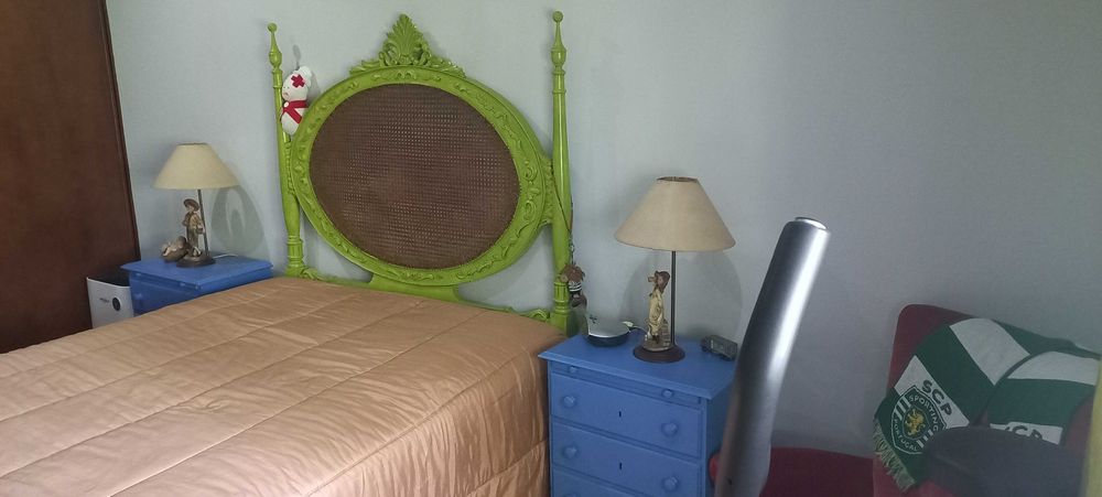 Mobilia de Quarto Corpo e Meio