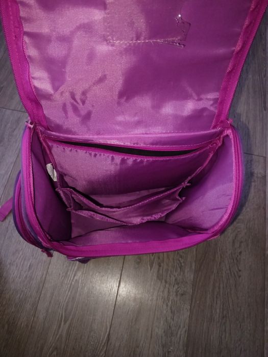 Plecak dziewczynka sztywne plecy