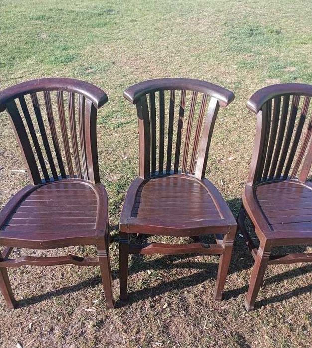 3 krzesła drewniane od stolarza stan ok cena za wszystkie