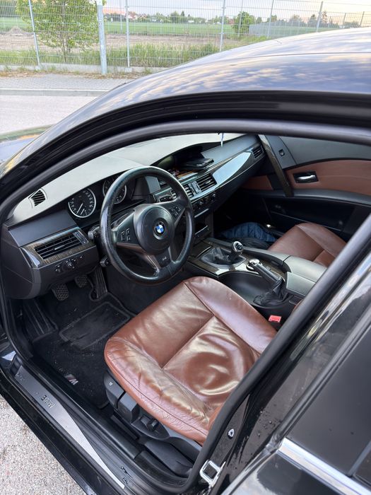 Sprzedam Bmw e60 525i
