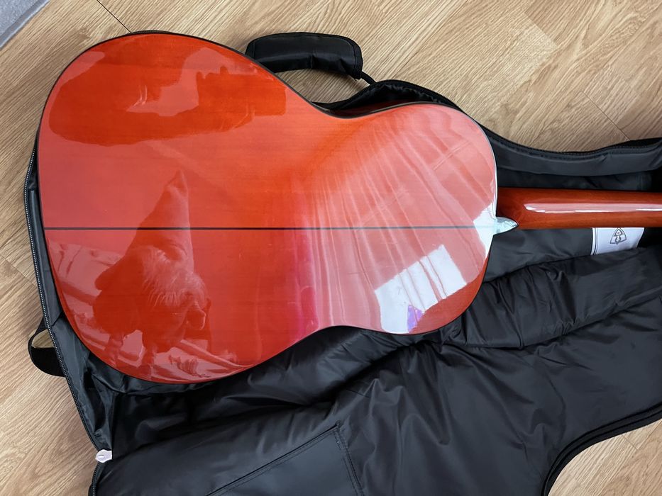 Sprzedam gitare stan bardzo dobry