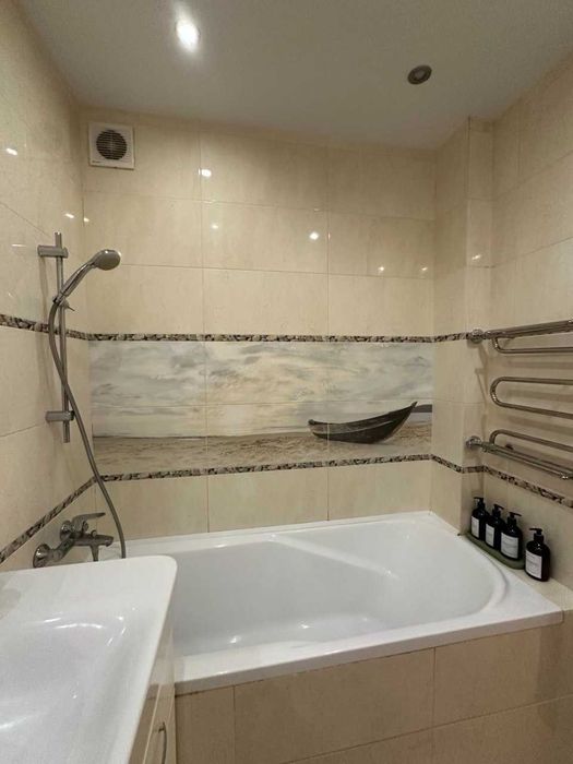 Продаж 3 кімн Милославська 16, 95,7 кв.м. ремонт Троєщина БЕЗ %