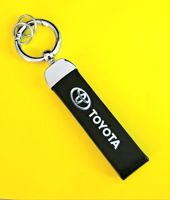 ** NOWY Breloczek TOYOTA brelok do kluczy kluczyka zawieszka wisiorek