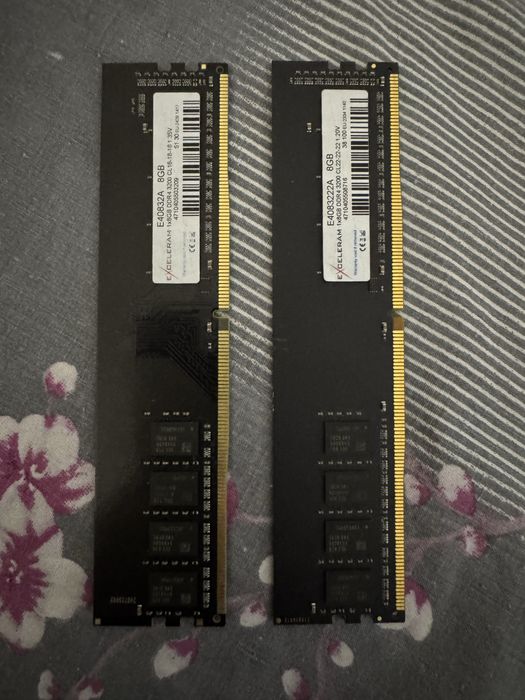 Модуль памяти для компьютера DDR4 8GB 3200 MHz eXceleram (E4083222A)