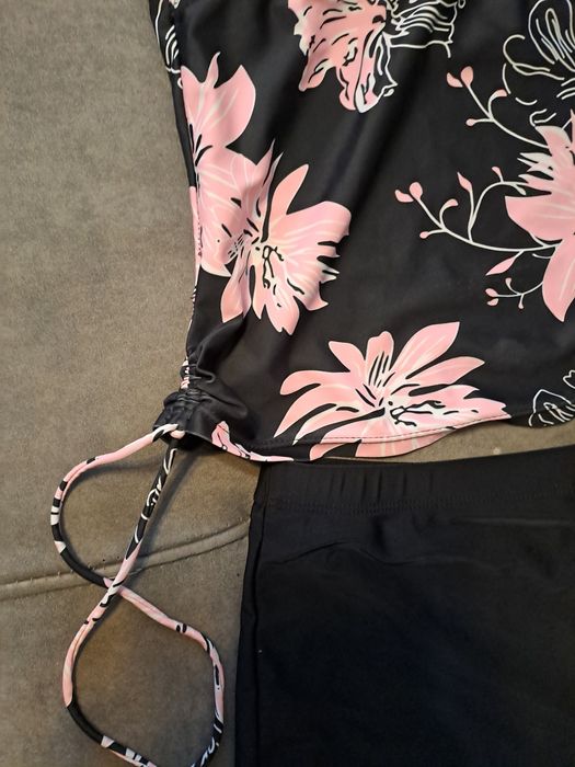 Stroj kąpielowy rozmiar XL