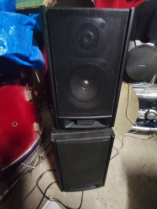 Kolumny głośnikowe czarne monitory podstawkowe