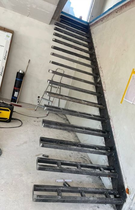 Schody metalowe, konstrukcje stalowe, furtki, bramy , balustrady