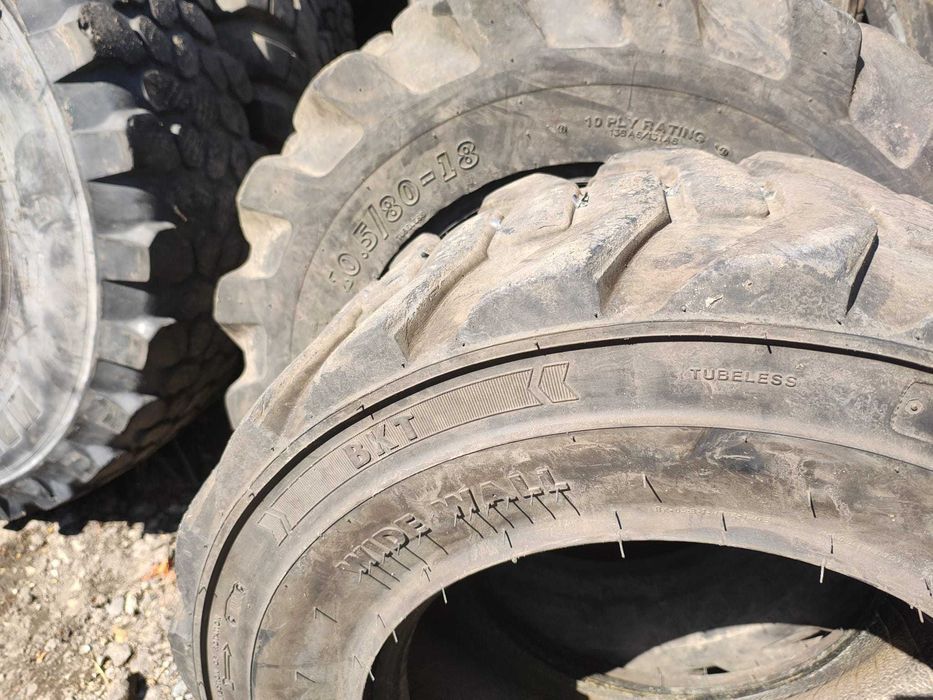 Opona przemysłowa 12-16.5 BKT ładowarka Bobcat Gehl Mustang JCB