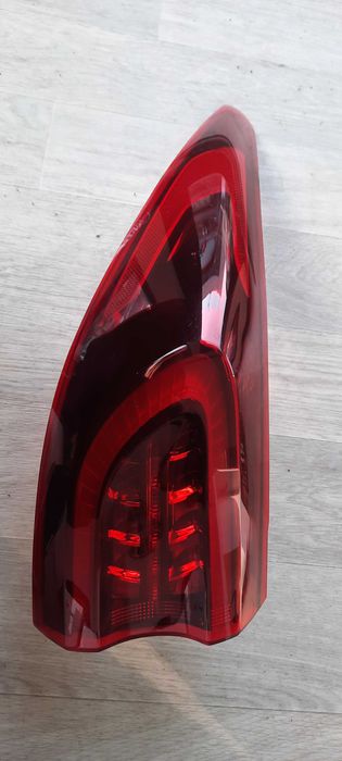 Lampa tylna lewa Kia Sportge IV lift