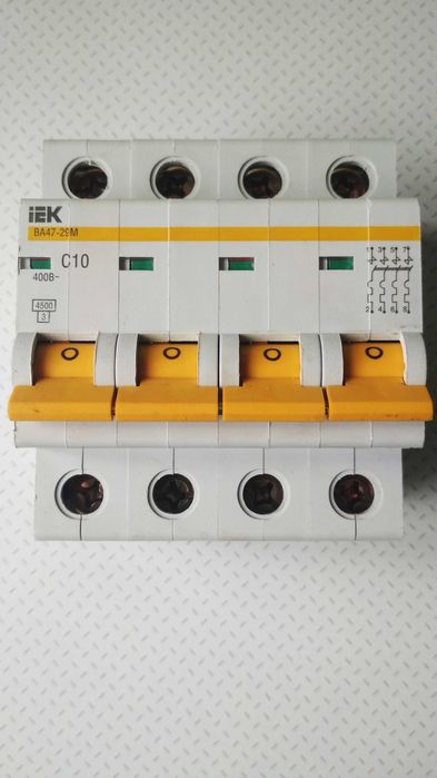 Автоматичний вимикач ВА 47-29М 4P 10А 4 полюси