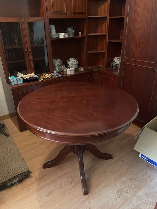 Mesa em Mogno Extensivel