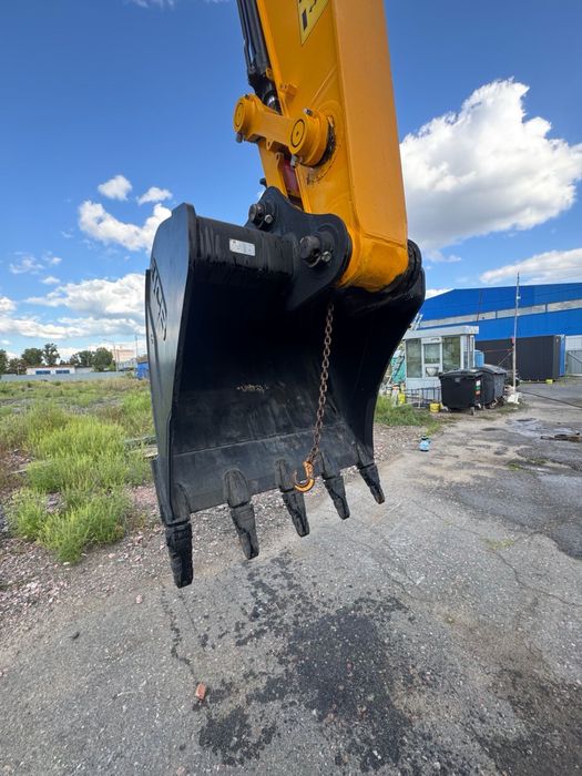Продам трактор JCB