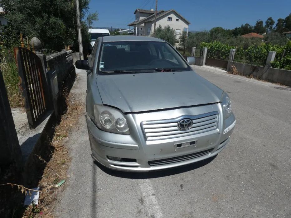 Toyota Avensis de 2006 para peças