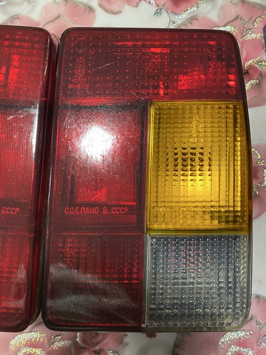 Продам стопи ВАЗ 2104