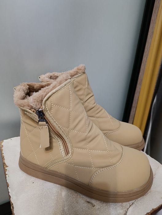 Продам нові жіночі черевики