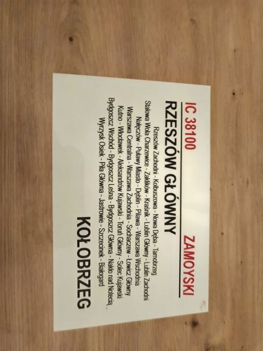 Tablica relacyjna pociągu.