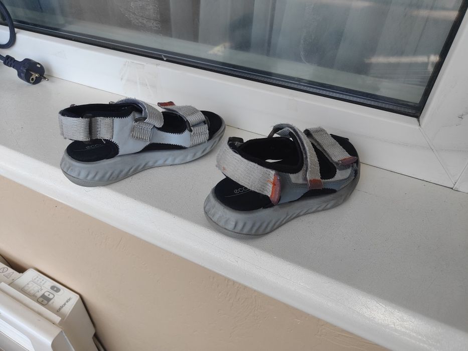 Сандалі дитячі ECCO 27р