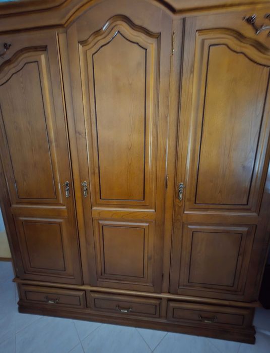 Quarto de casal com muito pouco uso