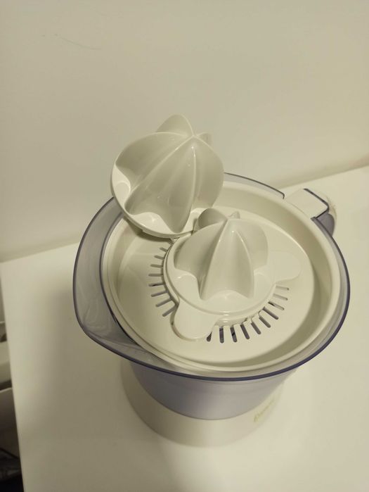 Espremedor Eséncial 1L