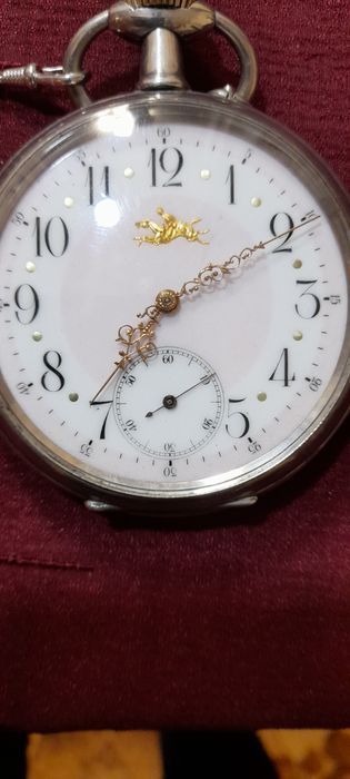 Годинник швейцарскій карманний 19-20 століття серебро.