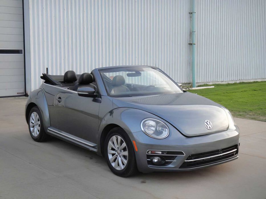 Volkswagen Beetle SEL      2017
