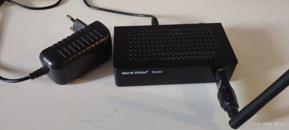 Т2 тюнер World Vision T62D3, із  wi-fi адаптером в комплекті