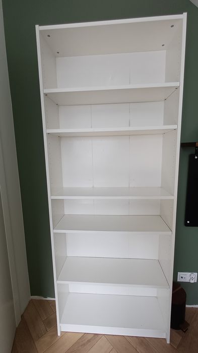 Sprzedam regał IKEA billy biały