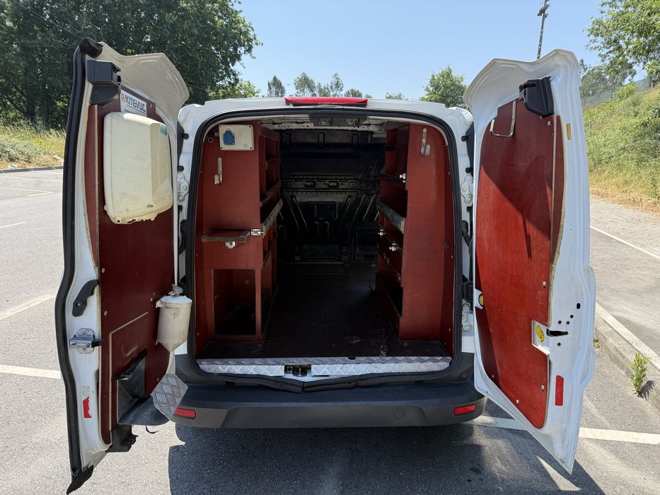 Ford transir connect 2015