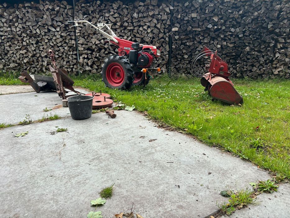 Traktorek jednoosiowy/dzik