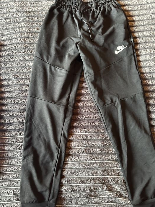 Спортивний костюм Nike