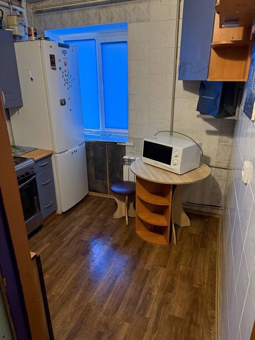 Продам 1к Приднепровск Победа Агни Бардо КВозняка с Ремонтом! Колонка!