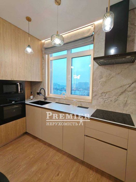 2 комнатная квартира 66 м2 с Дорогим Ремонтом ЖК 66 Жемчужина